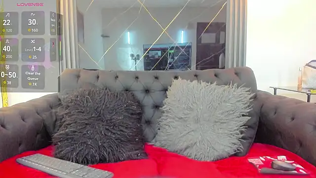 Snapshot of VickyJohnson1 chatting on 12, 3, 2026 VickyJohnson1 online show from 12, 3, 2026