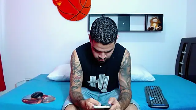 Snapshot of akeemdavid_05 chatting on 17, 3, 2026 akeemdavid 05 online show from 17, 3, 2026