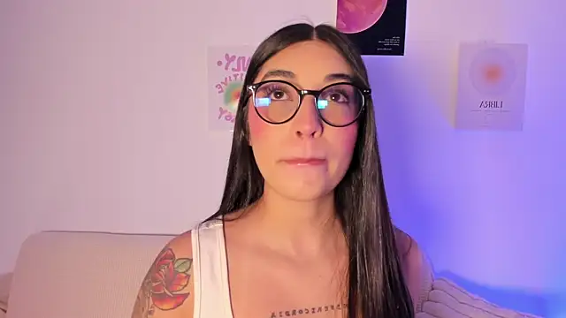 Snapshot of sensualhaven_ chatting on 4, 11, 2025 sensualhaven online show from 4, 11, 2025