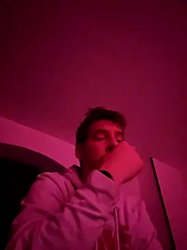 Titanhoott online show from 4, 1, 2025