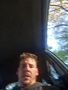 Titanhoott online show from 4, 11, 2025