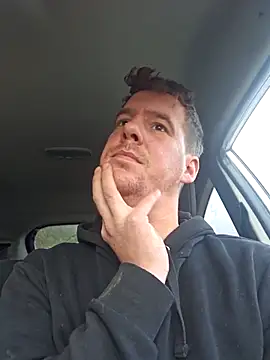 Titanhoott online show from 17, 11, 2025