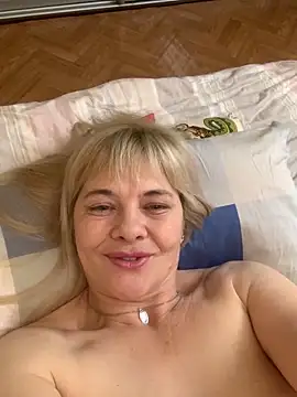Lia Laguna77 online show from 16, 2, 2025