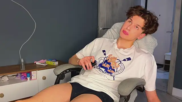 alyx garden online show from 28, 12, 2024