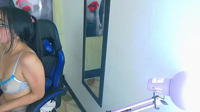  Emmaa Harper online show from 23, 11, 2025