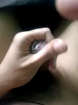 Snapshot of AloneDick chatting on 10, 11, 2025 AloneDick online show from 10, 11, 2025