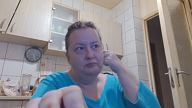 Snapshot of melissaBlessing chatting on 20, 10, 2025 melissaBlessing online show from 20, 10, 2025