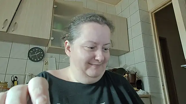 Snapshot of melissaBlessing chatting on 16, 12, 2025 melissaBlessing online show from 16, 12, 2025