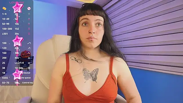 Lucy Smith2 online show from 17, 10, 2025