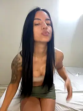 Snapshot of Elamesmamorena chatting on 6, 11, 2025 Elamesmamorena online show from 6, 11, 2025