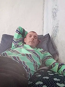 Snapshot of MachoXRallph chatting on 3, 11, 2025 MachoXRallph online show from 3, 11, 2025