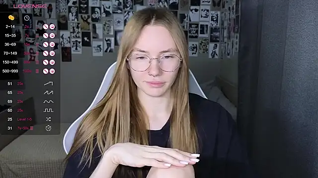 littlevildevil online show from 3, 3, 2026