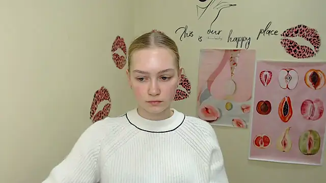 Snapshot of MademoiselleCl chatting on 17, 1, 2025 MademoiselleCl online show from 17, 1, 2025
