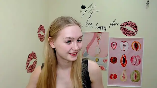 Snapshot of MademoiselleCl chatting on 9, 3, 2025 MademoiselleCl online show from 9, 3, 2025