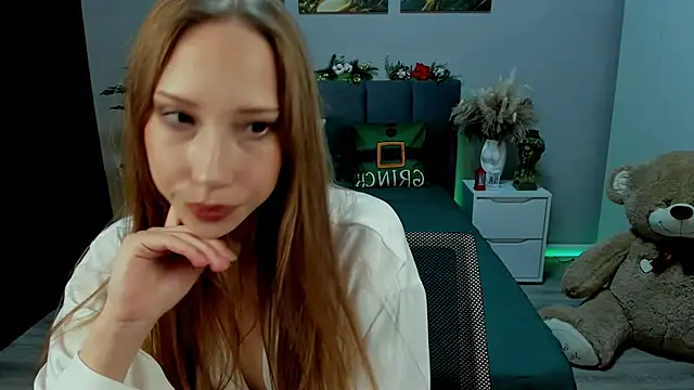 Snapshot of AlexaHarmon chatting on 11, 1, 2025 AlexaHarmon online show from 11, 1, 2025