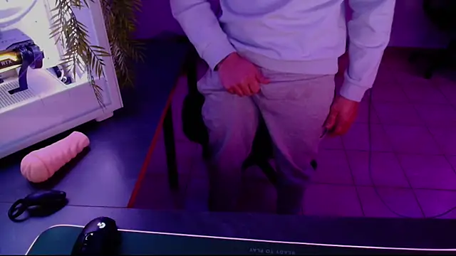 Snapshot of Vlad230323 chatting on 28, 12, 2024 Vlad230323 online show from 28, 12, 2024