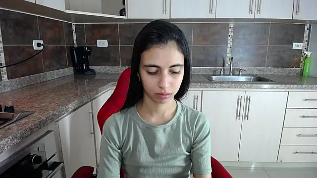 anna alvarez online show from 3, 2, 2025