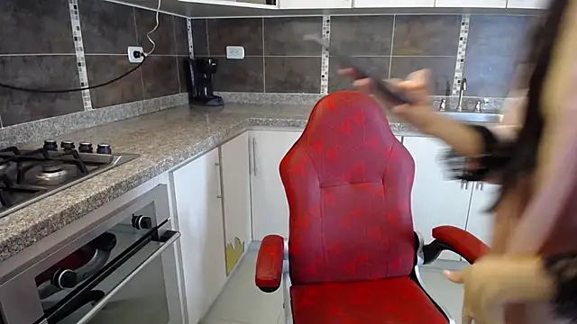 anna alvarez online show from 25, 2, 2025