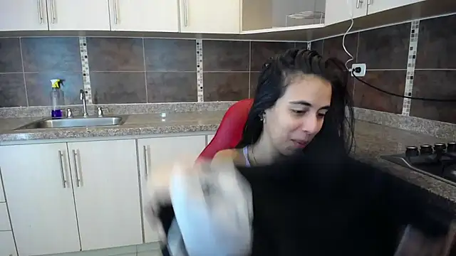 anna alvarez online show from 16, 3, 2025