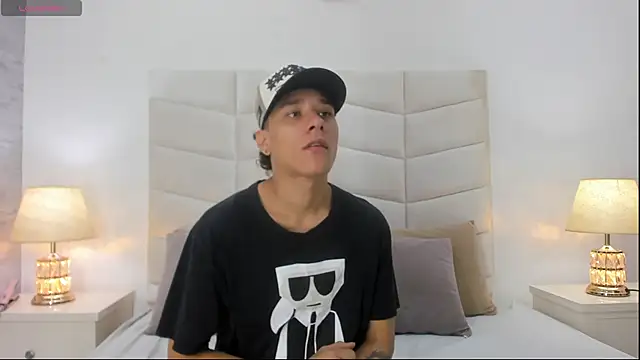 Snapshot of Buda_and_Cataleya_ chatting on 17, 3, 2025 Buda and Cataleya  online show from 17, 3, 2025