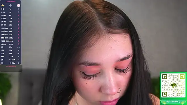 AislyEmbury online show from 18, 1, 2026