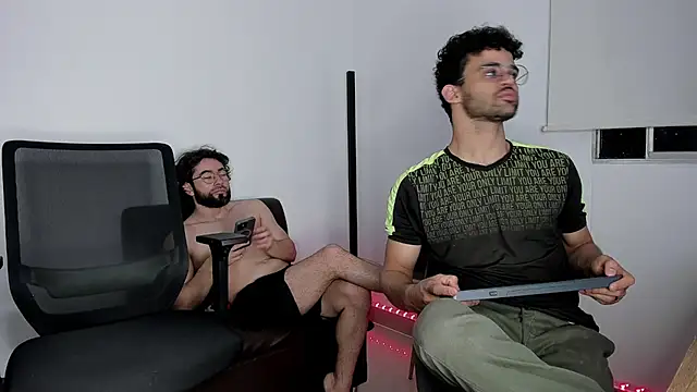 crisandrews online show from 26, 10, 2025