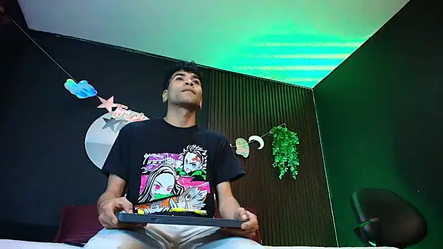 Aaron Jassell1 online show from 28, 10, 2025