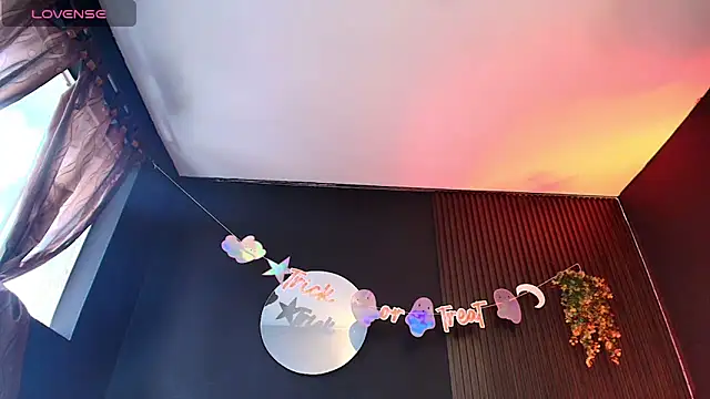 Aaron Jassell1 online show from 28, 10, 2025