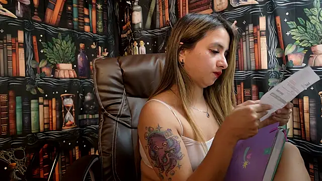 julietta   jackson online show from 21, 1, 2025