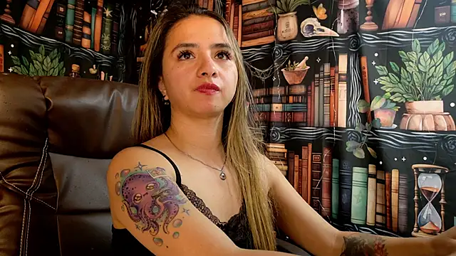 julietta   jackson online show from 24, 1, 2025