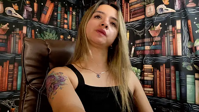 julietta   jackson online show from 30, 1, 2025