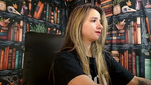 julietta   jackson online show from 14, 2, 2025