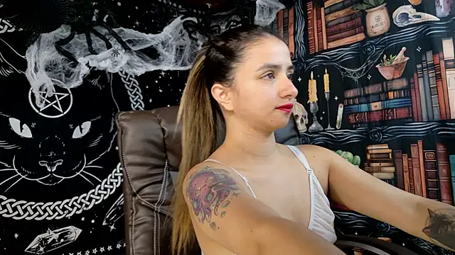 julietta   jackson online show from 4, 10, 2025