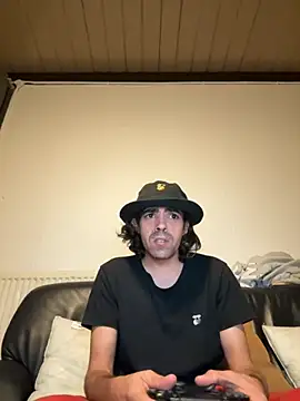 wolfwhite95 online show from 12, 10, 2025