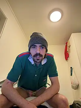 wolfwhite95 online show from 21, 3, 2026