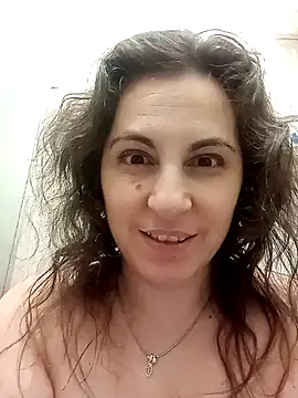 Snapshot of ShelaDiass chatting on 7, 2, 2026 ShelaDiass online show from 7, 2, 2026