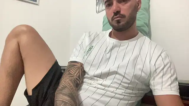 Snapshot of alessandromori91 chatting on 21, 9, 2025 alessandromori91 online show from 21, 9, 2025