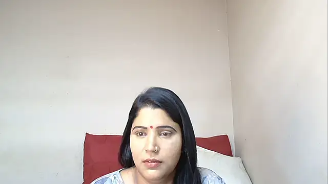 Snapshot of XIndianintimacy chatting on 5, 1, 2025 XIndianintimacy online show from 5, 1, 2025