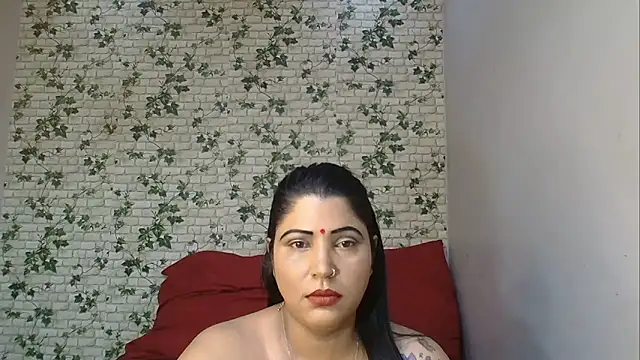 Snapshot of XIndianintimacy chatting on 28, 9, 2025 XIndianintimacy online show from 28, 9, 2025