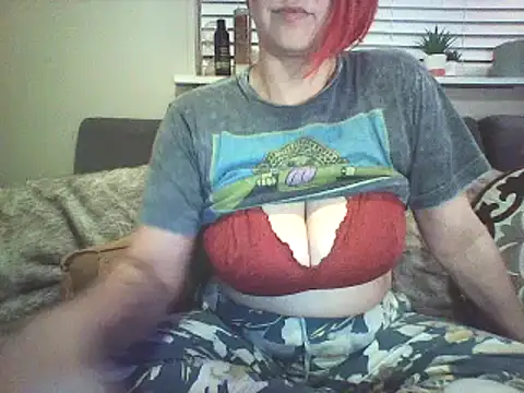 Snapshot of Big-Tits-McGee chatting on 5, 1, 2025 Big-Tits-McGee online show from 5, 1, 2025