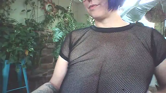 Snapshot of Big-Tits-McGee chatting on 14, 10, 2025 Big-Tits-McGee online show from 14, 10, 2025