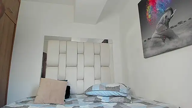 Snapshot of smit_hot_sr chatting on 24, 2, 2026 smit hot sr online show from 24, 2, 2026