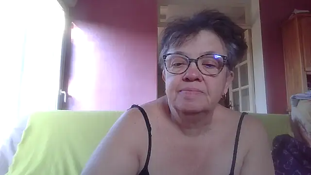 Vandeae44 online show from 18, 3, 2025