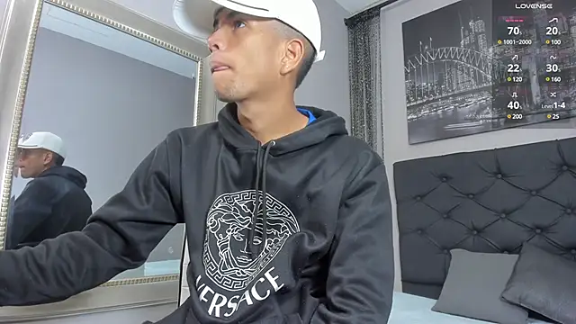 Snapshot of Hotkoljeixxx chatting on 20, 12, 2024 Hotkoljeixxx online show from 20, 12, 2024