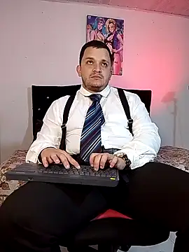 Snapshot of tony_landri chatting on 17, 10, 2025 tony landri online show from 17, 10, 2025