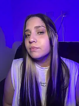 Snapshot of valentina_jonnes1 chatting on 24, 3, 2026 valentina jonnes1 online show from 24, 3, 2026