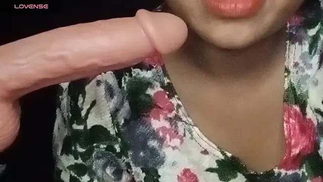 Snapshot of Sheela_oshovadi chatting on 31, 1, 2025 Sheela oshovadi online show from 31, 1, 2025