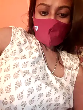 JENIFER PUNE online show from 2, 3, 2026