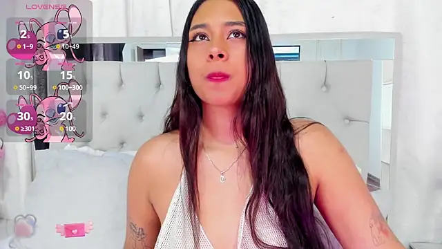 AnnaQueen  online show from 11, 12, 2024