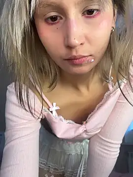 bigbabykiki online show from 8, 10, 2025